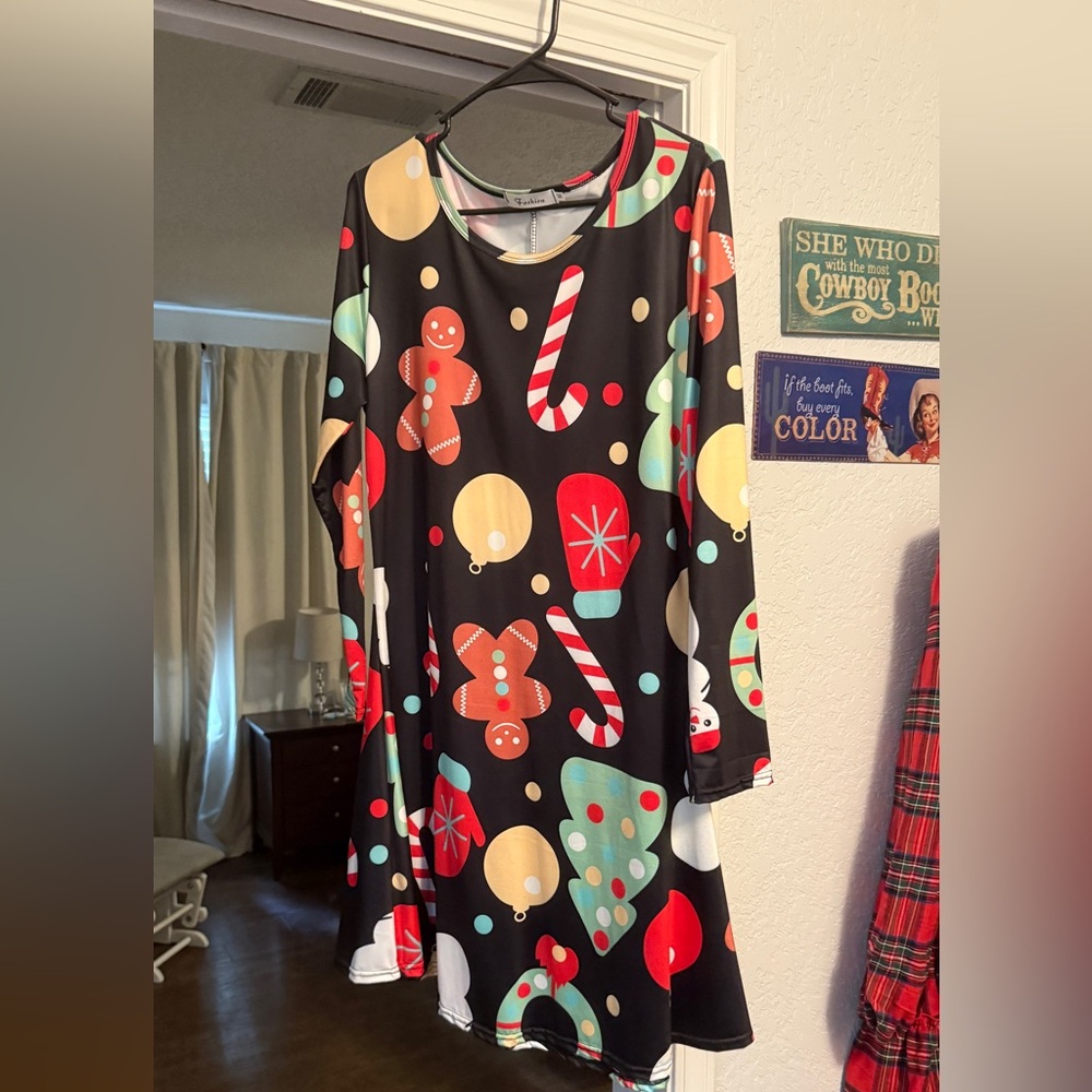 Festive Holiday Print Dress